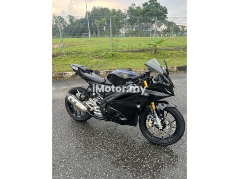 2023 Yamaha R15