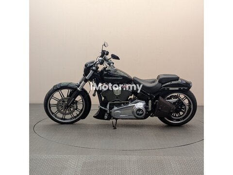 2021 Harley-Davidson Breakout